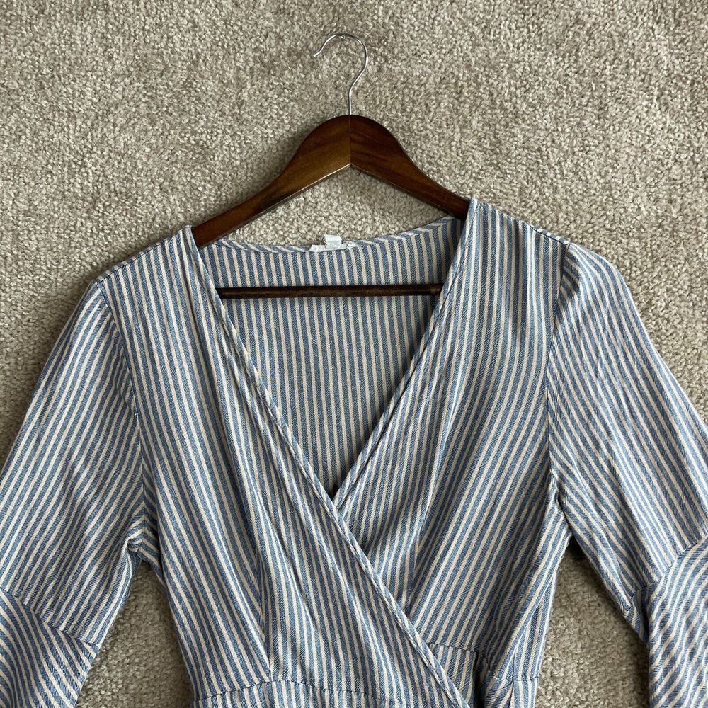 Ecote OU Wrap Dress Womens Size Medium Blue/Tan Striped Bell Sleeve V-Neck 90s - Picture 4 of 11